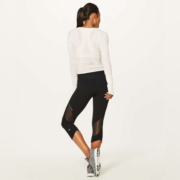 Lululemon Home Stretch Crop 19” Size 4 - Picture 2 of 10